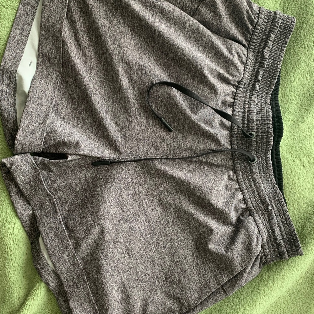 Lululemon Shorts Size 6